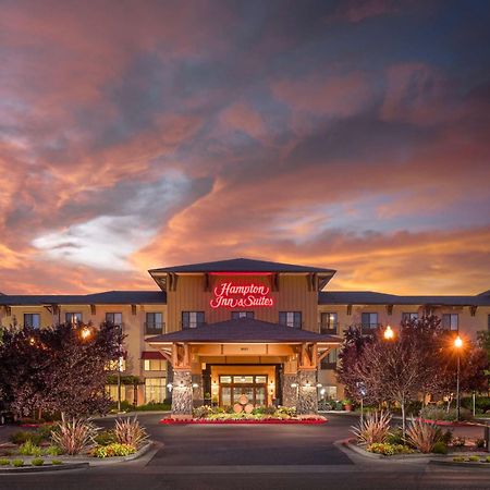 Hampton Inn & Suites Windsor-Sonoma Wine Country Exterior foto