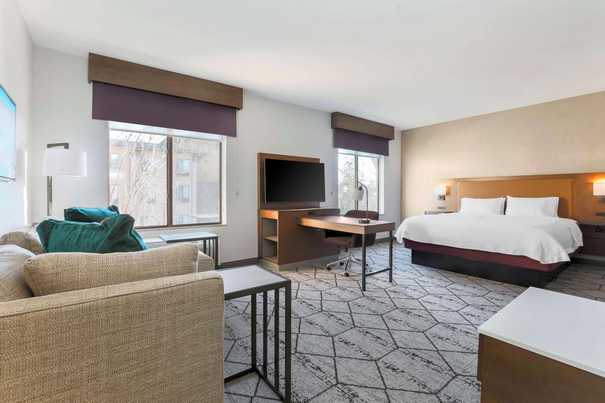 Hampton Inn & Suites Windsor-Sonoma Wine Country Exterior foto